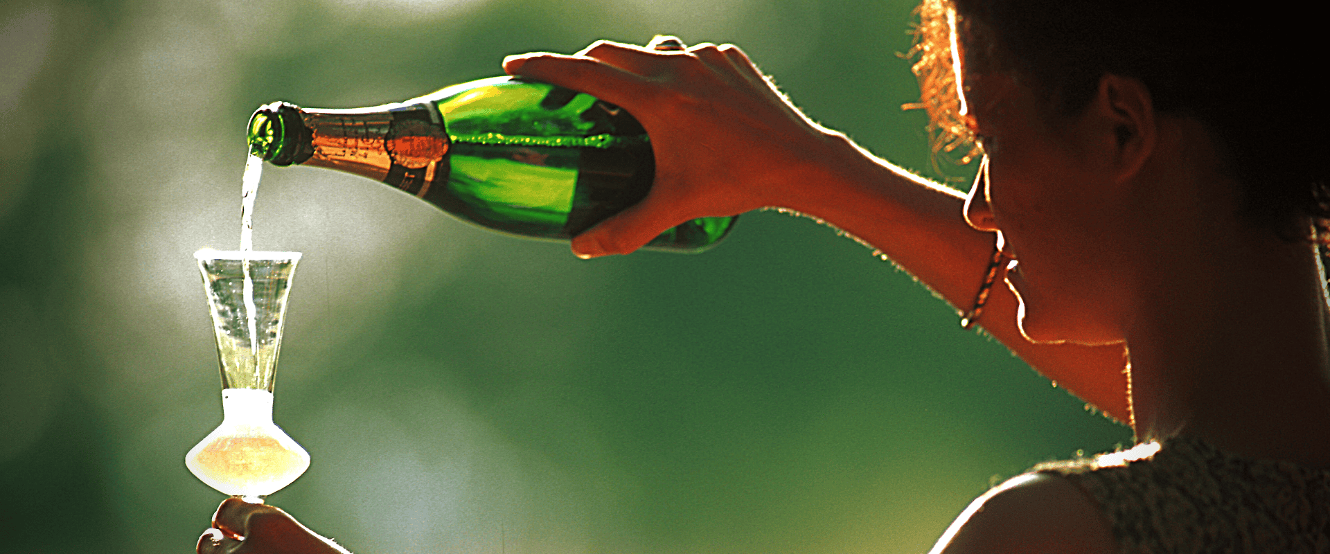 Champagne: conheça a temperatura correta e algumas dicas para abrir e servir